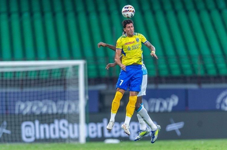 Kerala Blasters vs Jamshedpur FC Red Card